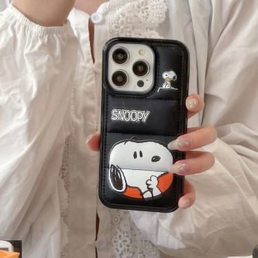 【BF32】スヌーピー ❤️ Snoopy❤️ ダウンジャケット型 ❤️ かわいい ❤️ スマホケース❤️ iPhoneケース